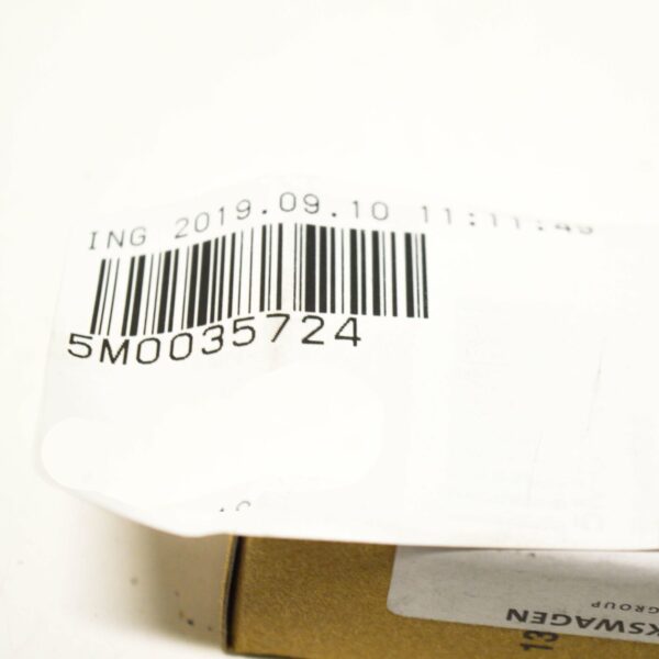 NEW VOLKSWAGEN BEETLE CONVERTIBLE CC EOS GOLF R32 GTI AUX-IN SOCKET 5M0035724 - Image 7