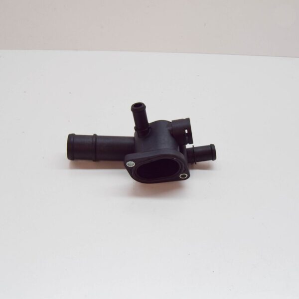 AUDI A3 8P COOLING SYSTEM FLANGE 038121132D NEW ORIGINAL - Image 5
