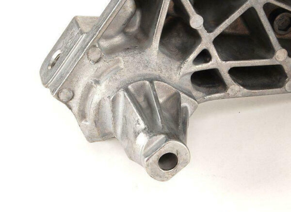 New Audi A3 8L RIGHT ENGINE SUPPORT 038199207H - Image 4