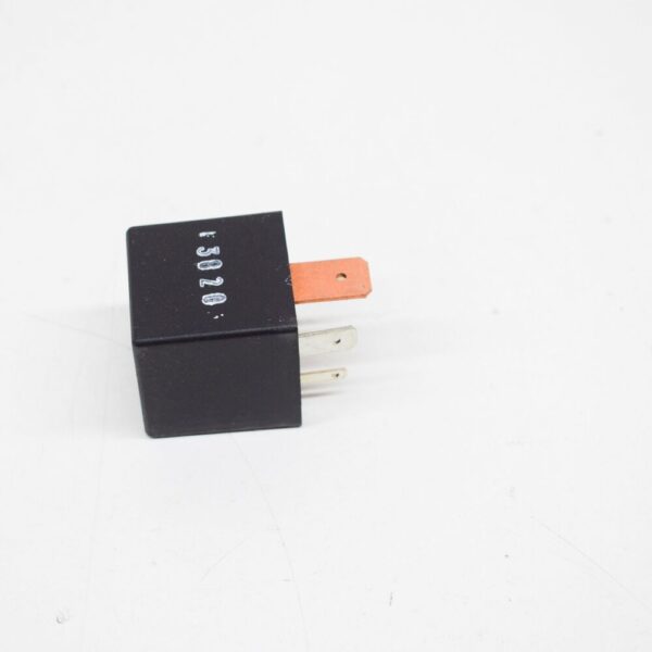 NEW VW GOLF MK5 CURRENT MEASUREMENT RELAY LOCATION/CODE SENSOR 03C906207 - Image 4