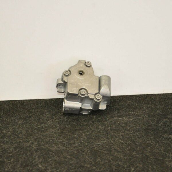 NEW AUDI A3 8P OIL PUMP 03G115105H ORIGINAL - Image 3