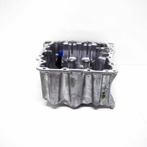 NEW AUDI A3 8V ENGINE OIL PAN 04C103601C ORIGINAL - Image 4