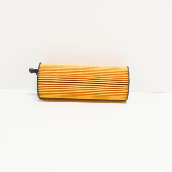 NEW VOLKSWAGEN TOUAREG 7L OIL FILTER 057115561L ORIGINAL - Image 4