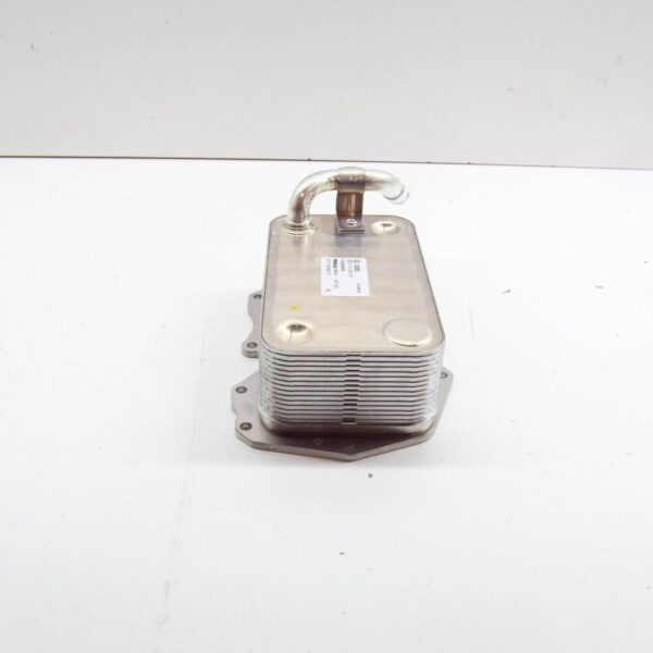 VW TOUAREG 7P engine oil cooler 057117021P new original - Image 5