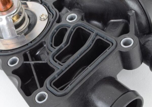 Audi A6 C7 3.0 Diesel Oil Filter Case Genuine 059115389P - Image 5
