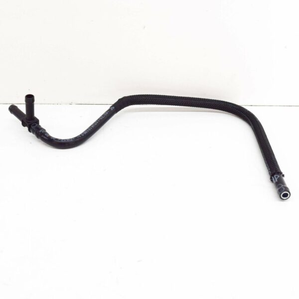 NEW A4 B7 COOLANT PIPE 059121086F ORIGINAL - Image 3