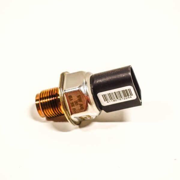 NEW AUDI Q7 4L FUEL RAIL PRESSURE SENSOR 05A906051 2015
