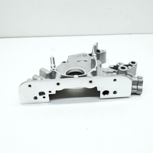 NEW VOLKSWAGEN POLO AW FRONT SEALING FLANGE 05C103151 ORIGINAL - Image 4