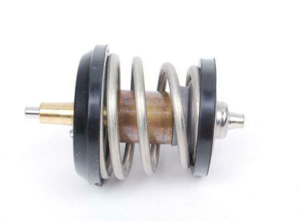NEW AUDI A3 8P ENGINE COOLANT REGULATOR THERMOSTAT 06H121113B OEM - Image 3