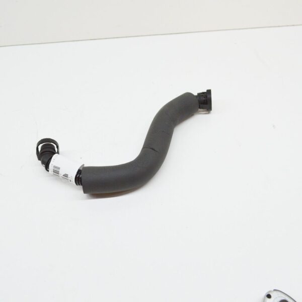 Audi A3 8P ventilation hose 06J103221 NEW original - Image 4