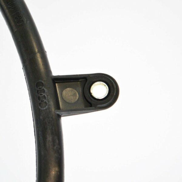 NEW AUDI Q3 8U 2.0 TFSI 155KW OIL DIPSTICK TUBE 06J115610L - Image 4