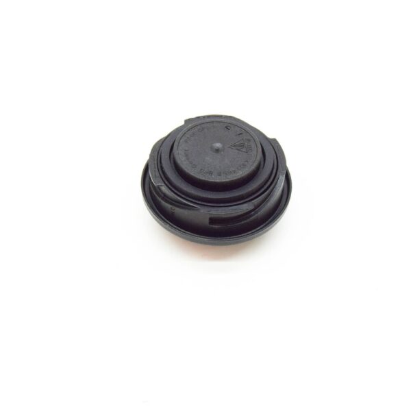 NEW VOLKSWAGEN AMAROK 2H OIL FILLER END CAP 06K103485B ORIGINAL - Image 4