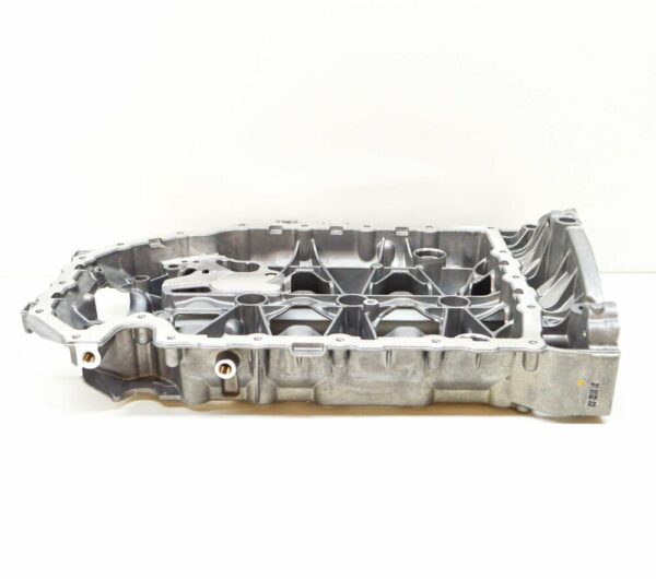 NEW AUDI A3 8V ENGINE UPPER OIL PAN SUMP 06K103603CQ ORIGINAL - Image 4