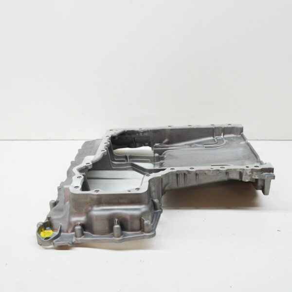 AUDI A4 B9 ENGINE OIL PAN TOP 06M103603AG NEW ORIGINAL - Image 4