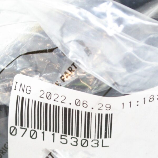 NEW VW TOUAREG 7L OIL FILLER SUPPORT 070115303L