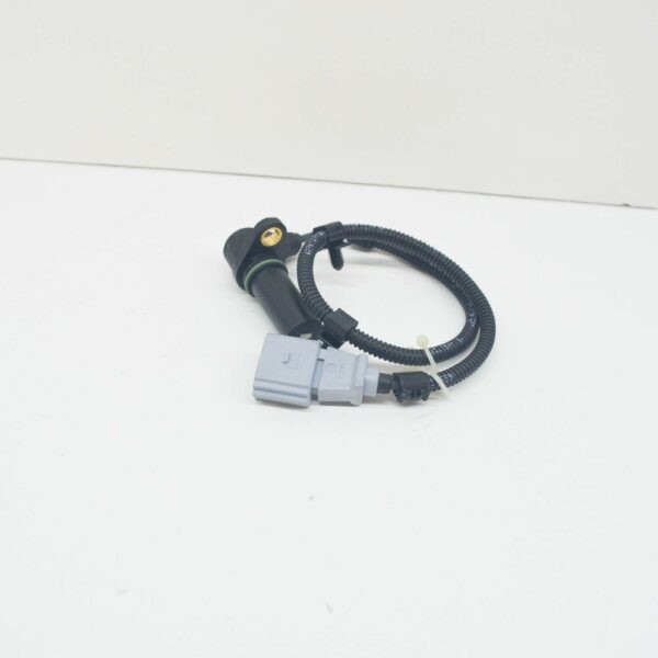 NEW VW TOUAREG 7L ENGINE SPEED SENSOR 070957147 - Image 4