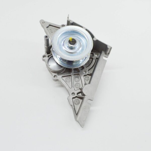 Audi A6 C5 Coolant Pump with Gasket 077121004P NEW REAL - Image 3