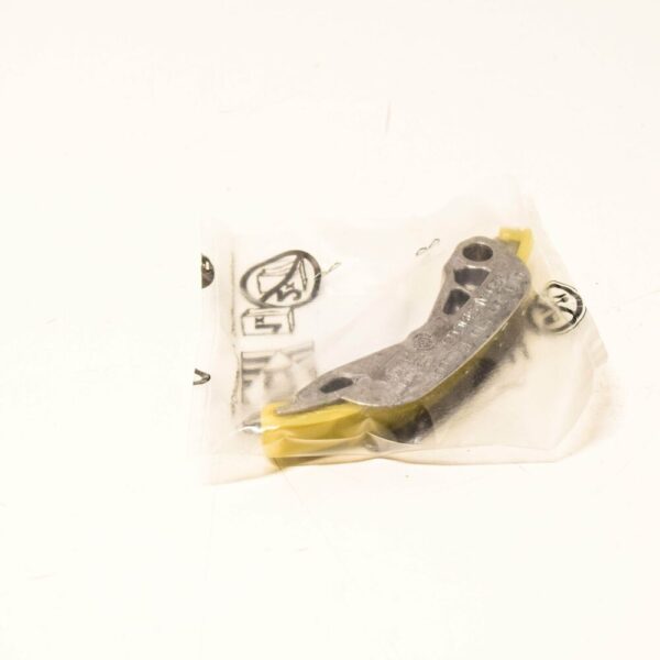 NEW AUDI S4 B7 CHAIN LOWER GUIDE RAIL 079109510E 4 2 PETROL TIMING - Image 3