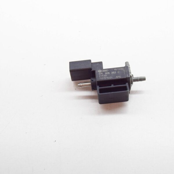 VW TRANSPORTER VI T6 SOLENOID VALVE 07L906283C NEW GENUINE - Image 3