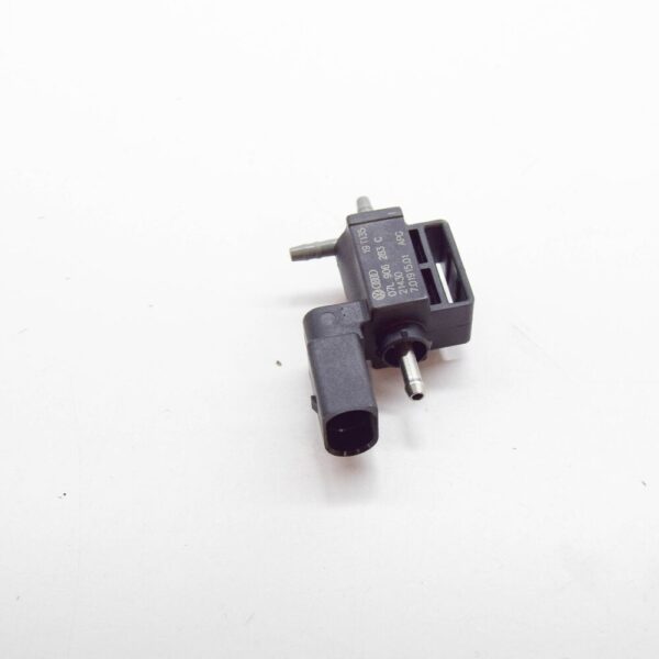 VW TRANSPORTER VI T6 SOLENOID VALVE 07L906283C NEW GENUINE - Image 4