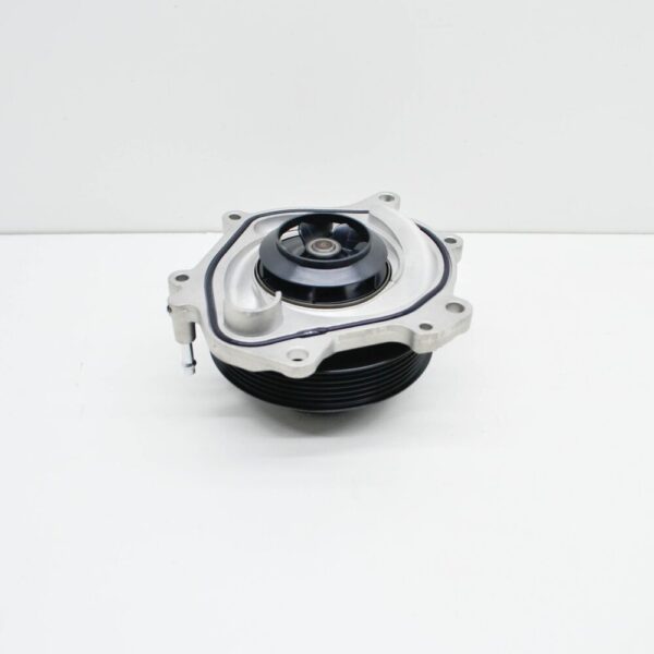 2020 Porsche 911 992 Carrera Engine Coolant Pump 0PB121005C NEW GENUINE - Image 5