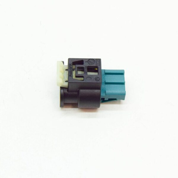 BMW 3 G20 socket housing 12527615491 NEW ORIGINAL - Image 4
