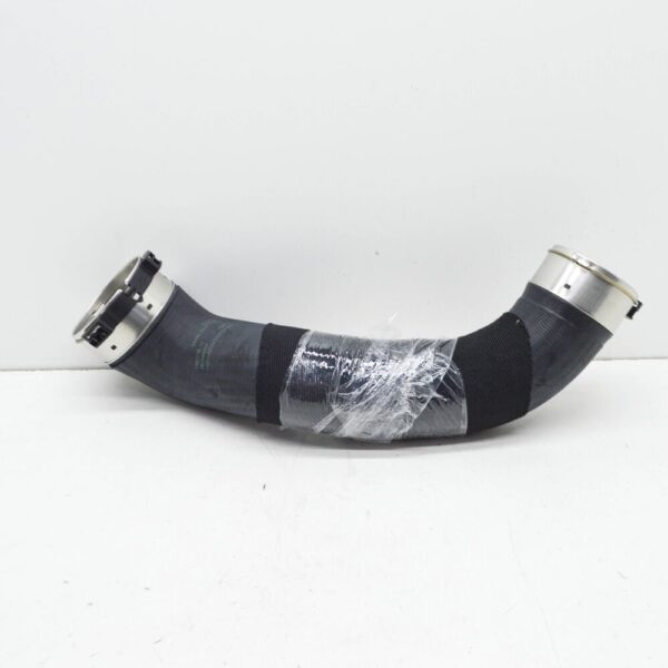BMW 2 F45 225 petrol xDrive intercharging air pipe 13717637197 NEW REAL 2016 - Image 4