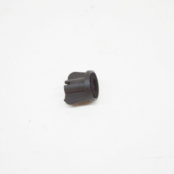 NEW FORD FIESTA MK7 REAR INNER TAILLIGHT NUT W711435-S300 1382748 ORIGINAL - Image 3