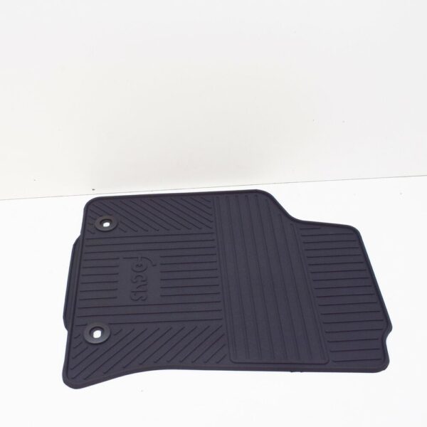 NEW FORD FOCUS MK1 FRONT FLOOR MAT SET LHD 1446088 AM2S4J-A13010-FB ORIGINAL - Image 3