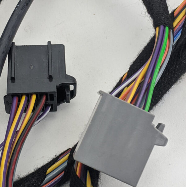 NEW GENUINE OEM 1578598 NEW FORD TRANSIT MK3 REAR BACK WIRING LOOM CABLE 1578598 6C1T-13B472-BC ORIGINAL