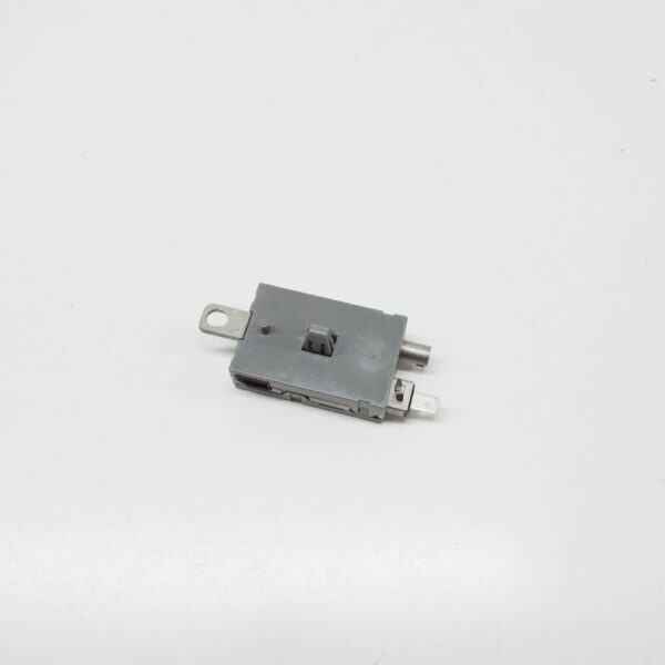 FORD KUGA MK2 C520 Rear Window Aerial Isolator Amplifier 1696323 NEW GENUINE