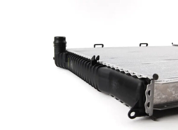 BMW X5 E53 Coolant Radiator 1439101 17101439101 NEW ORIGINAL - Image 4