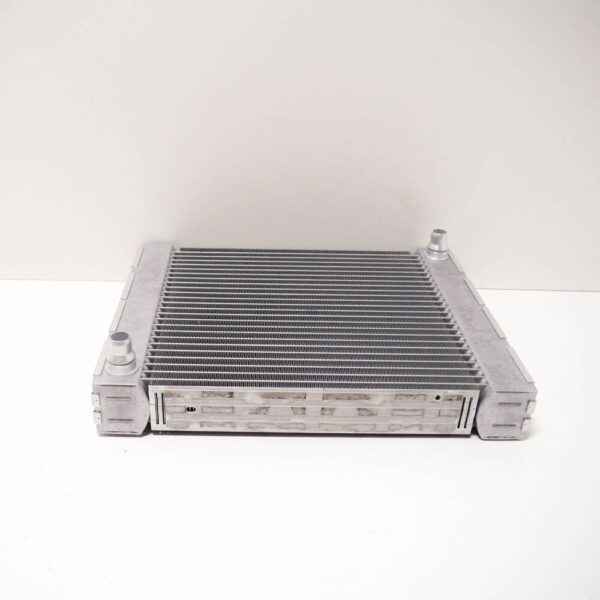 BMW M5 F10 right auxiliary cooler 17112284278 2284278 new - Image 4