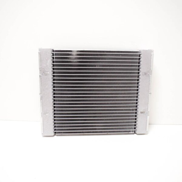 BMW M5 F10 right auxiliary cooler 17112284278 2284278 new - Image 5