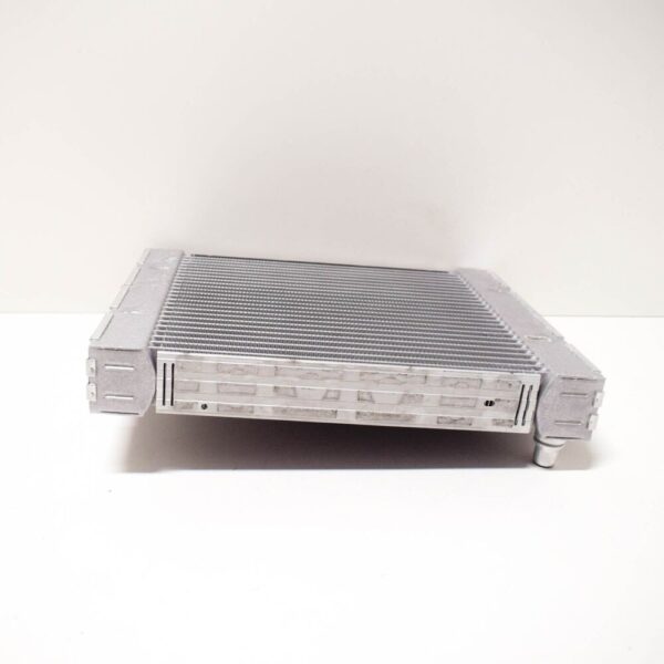 BMW M5 F10 right auxiliary cooler 17112284278 2284278 new