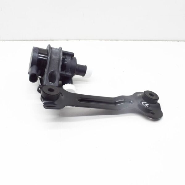 Ford Focus C346 Motor Water Pump 1757572 BV61-8564-AB NEW GENUINE