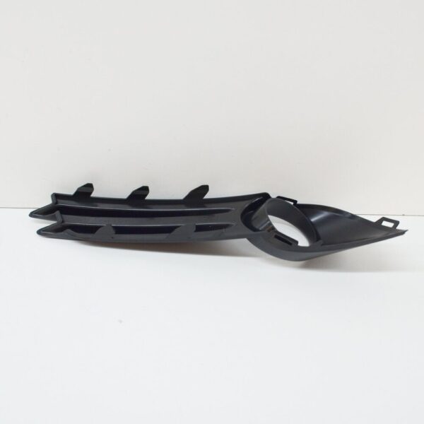 NEW FORD FOCUS MK3 C346 FRONT BUMPER RIGHT GRILLE 1761482 CM51-19952-AB ORIGINAL - Image 3