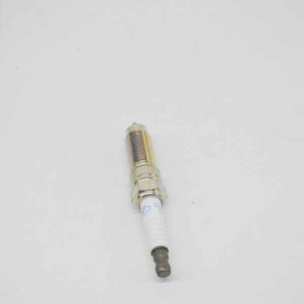 NEW FORD ECOSPORT MK2 SPARK PLUG CM5G-12405-CE 1770305 ORIGINAL - Image 3