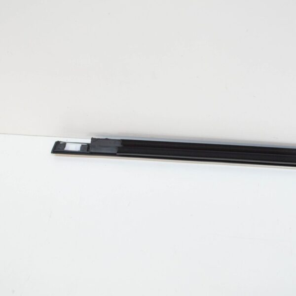 Ford Mondeo IV BA7 Window Belt Gasket Strip Front Right 1786391 NEW - Image 5