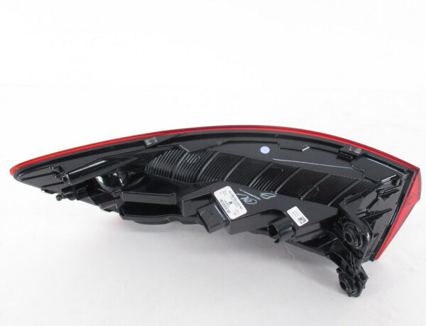 NEW VOLKSWAGEN JETTA A7 MK7 REAR RIGHT TAISLIGHT 17A945096A ORIGINAL - Image 5