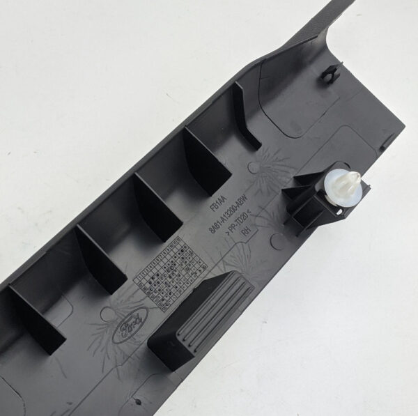 NEW FORD FIESTA MK6 WT FRONT RIGHT DOOR SCUFF PLATE 1892091 ORIGINAL - Image 3