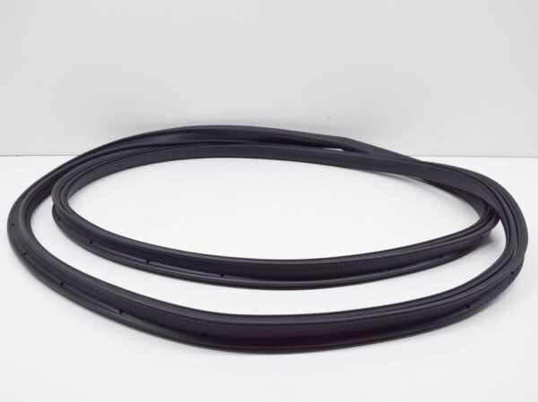 NEW VOLKSWAGEN BEETLE 9C REAR LID SEAL 1C0827705Q ORIGINAL - Image 4