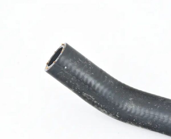 NEW ŠKODA SUPERB MK2 3T ENGINE COOLANT HOSE 1K0121058BS ORIGINAL - Image 3