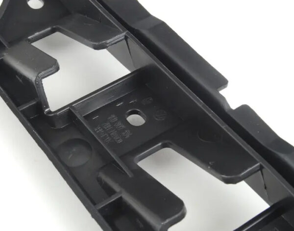 NEW VOLKSWAGEN GOLF 5 FRONT BUMPER RIGHT GUIDE PROFILE 1K0807184 ORIGINAL - Image 3