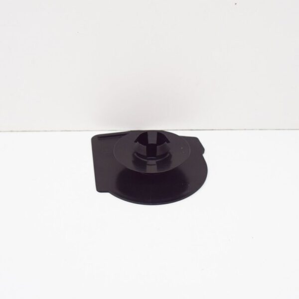 AUDI A3 8P Front Right Side Undertray Cover Bungs 1K0825962B NEW - Image 5
