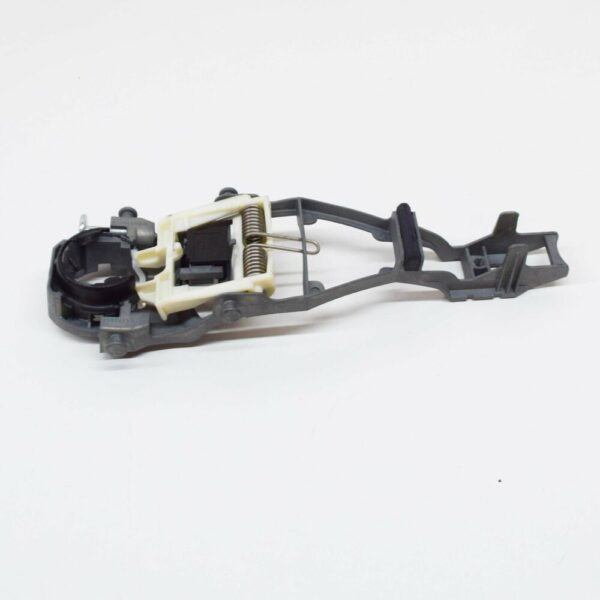 NEW OEM VW GOLF MK5 FRONT LEFT DOOR HANDLE BACKING PLATE 1K0837885A GENUINE - Image 3
