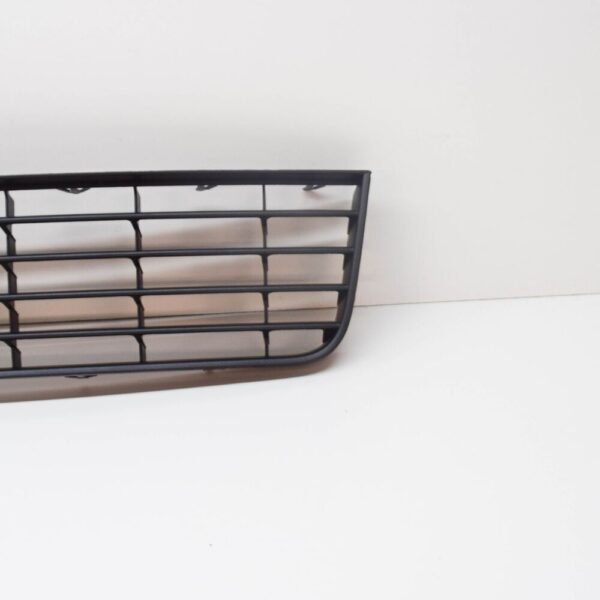 Volkswagen GOLF MK5 Front Bumper Center Vent Grille 1K08536779B9 NEW GENUINE
