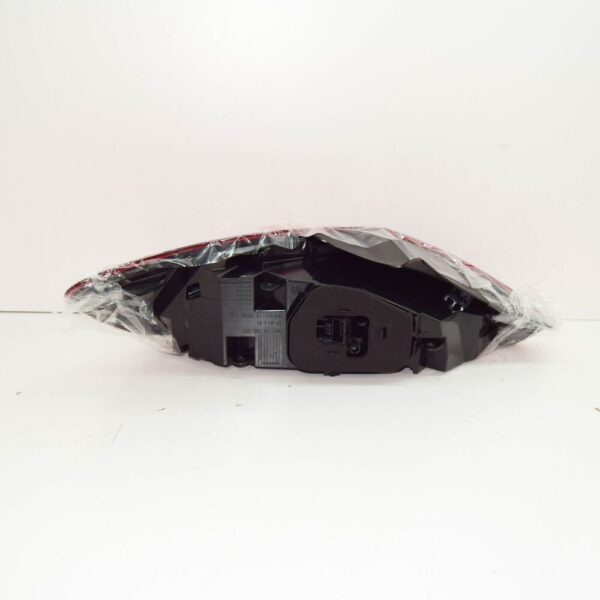 Volkswagen SCIROCCO Rear Right Taillight Lamp 1K8945208B NEW GENUINE - Image 5