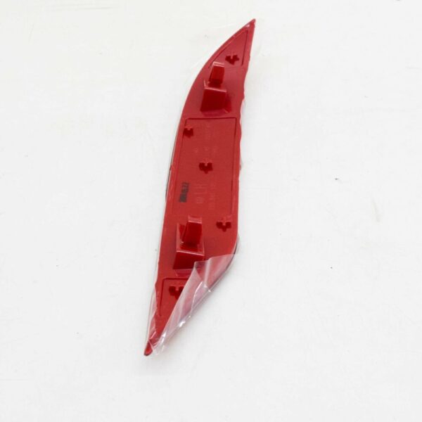 NEW VOLKSWAGEN TOURAN 1T REAR BUMPER LEFT REFLECTOR 1T0945105C 2013 - Image 5