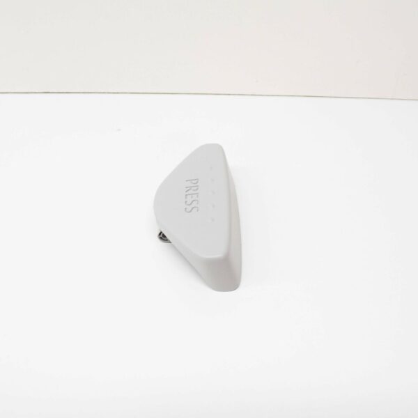NEW VOLKSWAGEN BEETLE CABRIOLET 1J SOFT TOP BUTTON 1Y0871413AY20 - Image 3